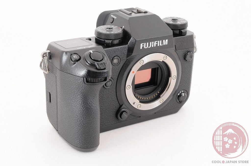 [ Low shots TOP MINT w/VPB-XH1 in Box] Fujifilm Fuji X-H1 24.3MP Mirrorless Ci79