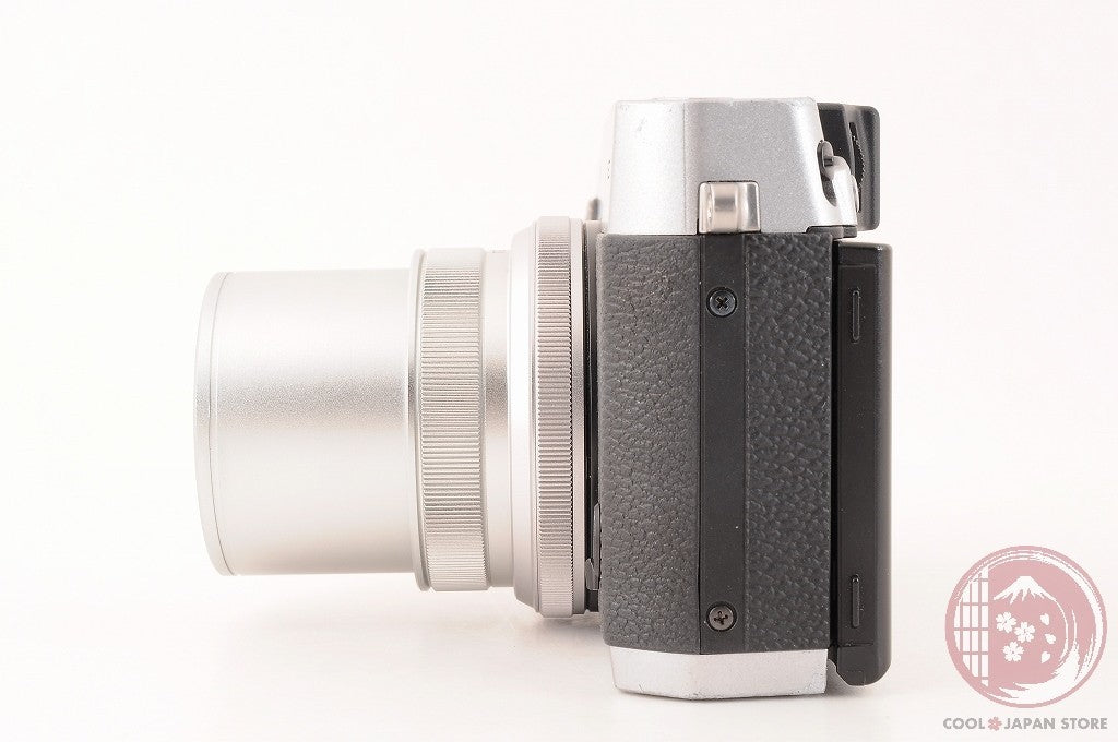 [MINT in Box] Fujifilm Fuji X30 Silver Compact Digital Camra from Japan Ci03