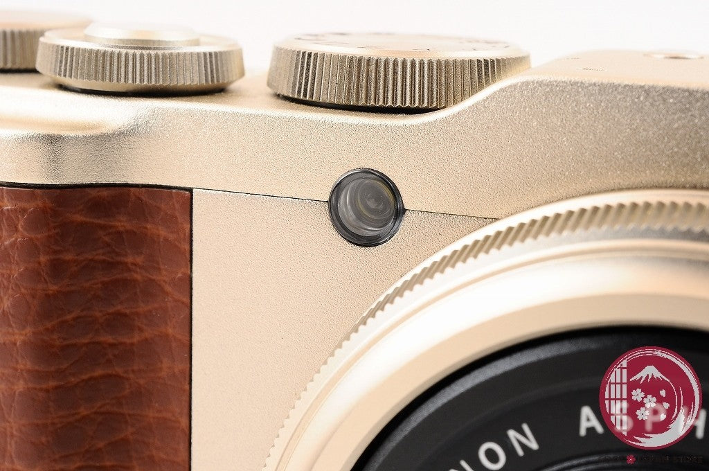 [MINT in Box] Fuji XF10 Champaign Gold 24.2 MP from Japan Cl31