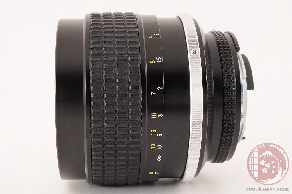 [MINT w/ Caps] Nikon Ai-s 85mm f/1.4 from Japan Ls24