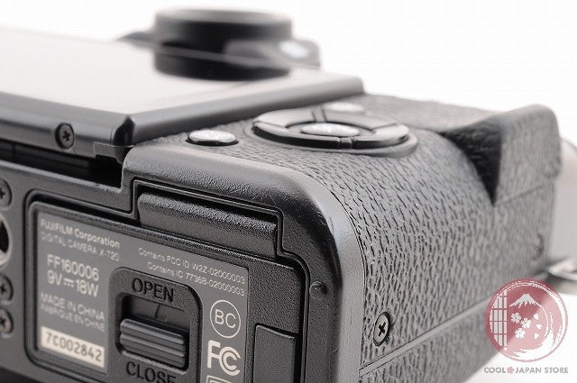 [ Low shots MINT w/Charger Cable ] Fujifilm Fujifilm X-T20 from Japan Ck44