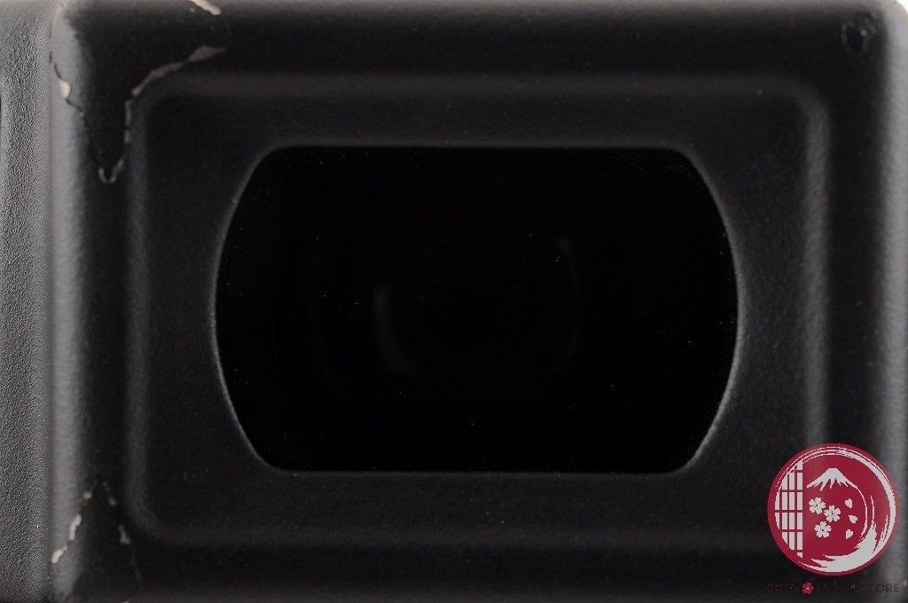 DDU [ MINT+ in Box ]Fujifilm Fuji X30 Silver Compact Digital Camera Ck04