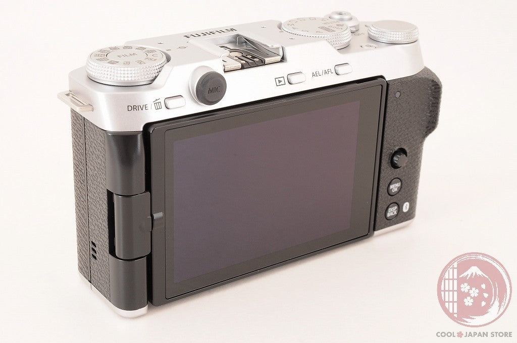[ 179 shots TOP MINT in Box ] Fujifilm X-M5 silver from Japan Ci22