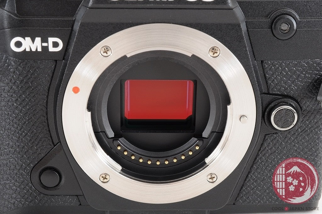 DDU [ 24971 shots TOP MINT inBox ] Olympus OM-D E-M5 Mark III 20.4MP Japan Cj37