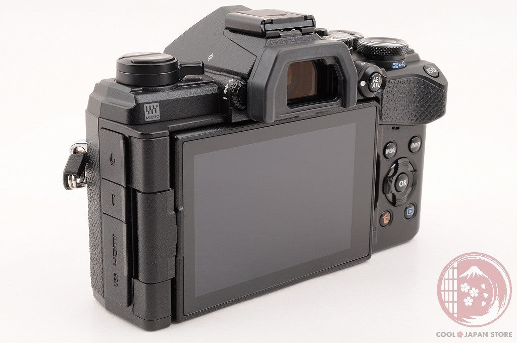 [ 2887 shots MINT+ w/ Flash Strap ] Olympus OM-D E-M5 Mark III 20.4MP Cm65