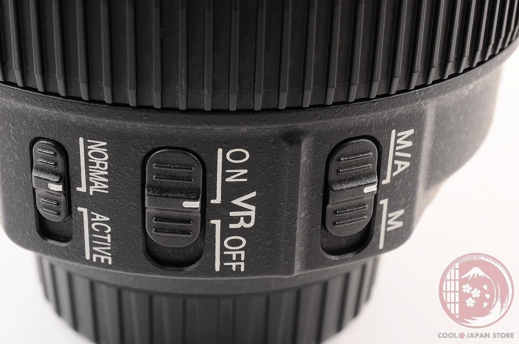 DDU [MINT+ w/ Filter in Box] Nikon AF-S 18-300mm f/3.5-5.6 G ED VR DX Lu77