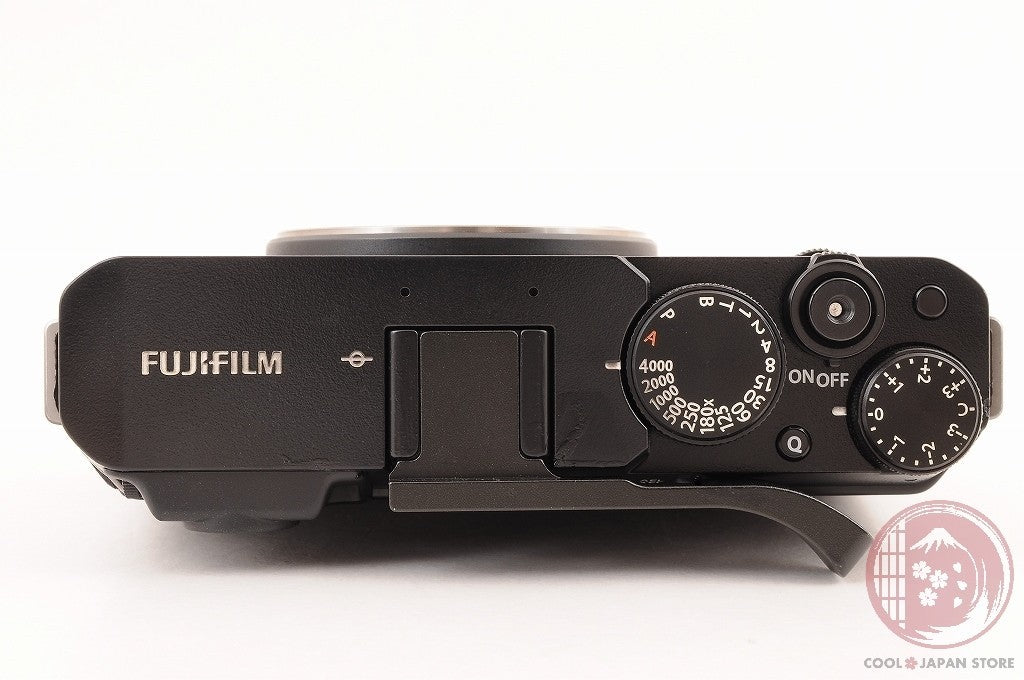 [ 9390 shots MINT w/Charger Cable ] Fujifilm Fuji X-E4 Black 26.1MP Ci27