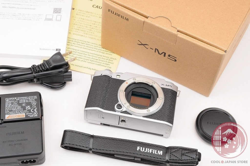 [ 5321 shots TOP MINT In Box ] Fujifilm X-M5 silver from Japan Cm62