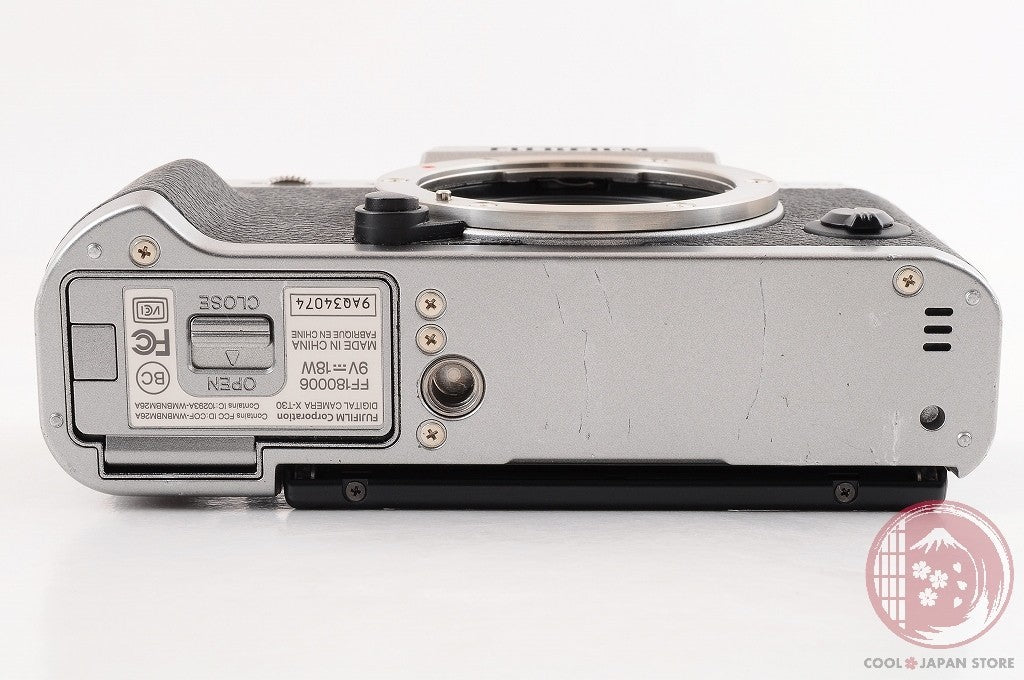[ Low shots MINT w/ Strap Adapter ] Fujifilm Fuji X-T30 26.1MP Mirrorless Cl53