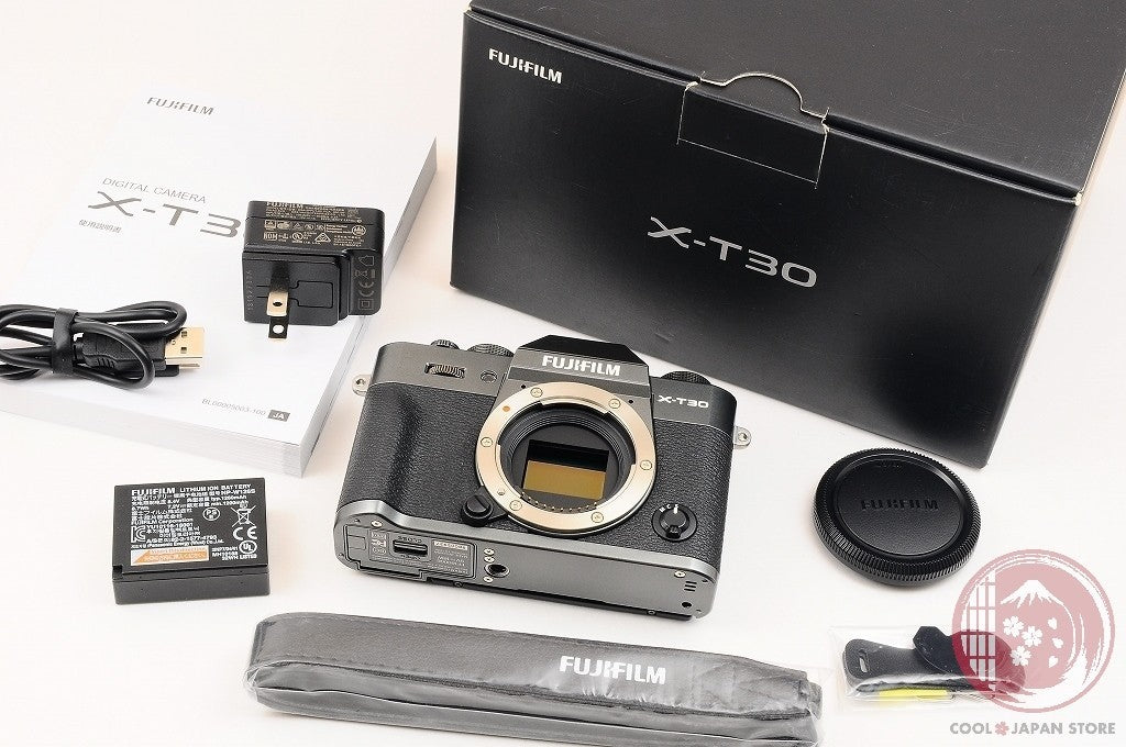 [ 95 shots MINT+ in Box ] Fujifilm X-T30 Charcoal from Japan Ck37