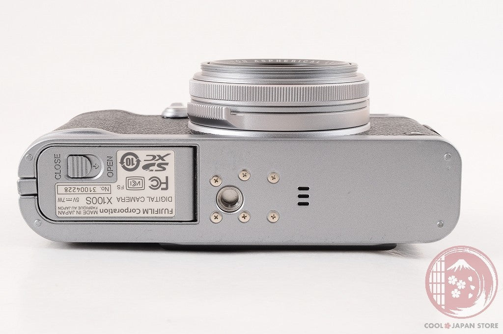 [ 16000 shots MINT+ in Box ] Fuji Fujifilm X100S 16.3MP Digital SLR Camera Cm41