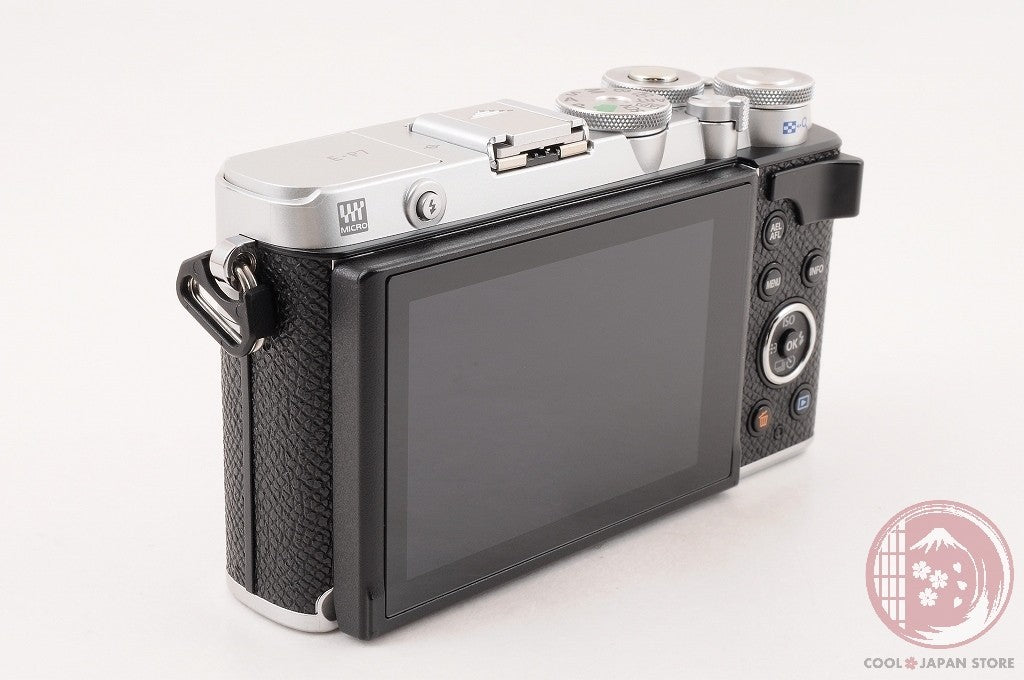 [ 3125 shots MINT in Box ] Olympus PEN E-P7 Silver from Japan Cm63