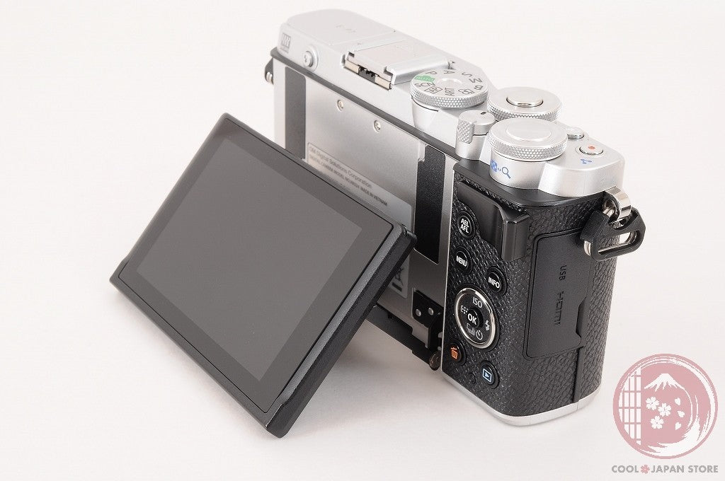 [ 3660shots MINT+ in Box ] Olympus PEN E-P7 Silver from Japan Cj03