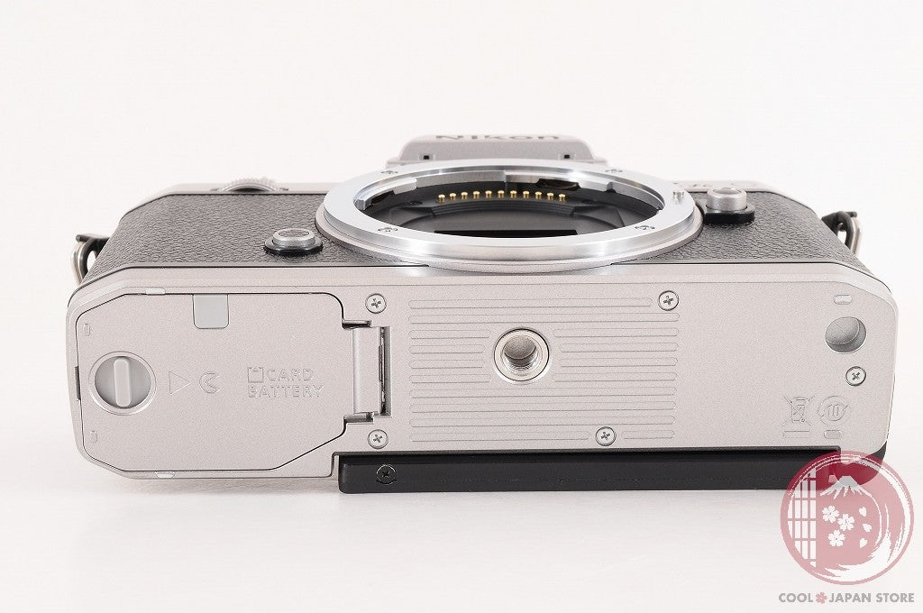 [ 9271 shots TOP MINT in Box ] Nikon Z fc Zfc Silver 20.9MP from Japan Ck05