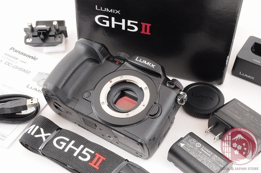 [ 2142 shots TOP MINT in Box ] Panasonic LUMIX DC GH5 II DC-GH5 from Japan Cj01