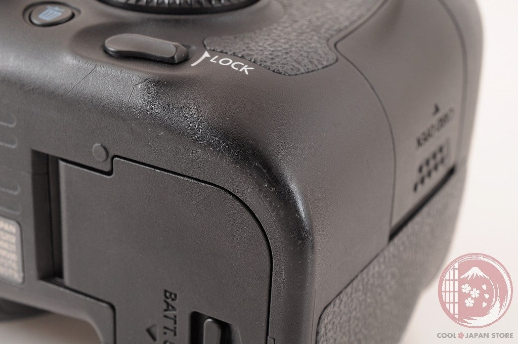 [ 5478 shots MINT+ in Box] CANON EOS 6D Mark II 26.2MP Digital SLR Camera Cg92