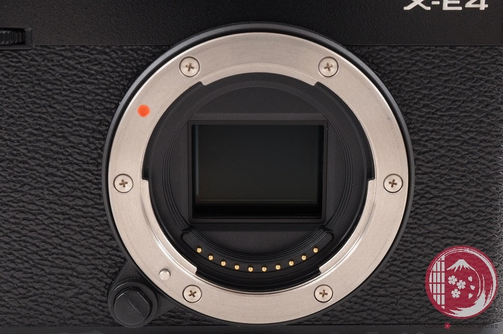 [ 9390 shots MINT w/Charger Cable ] Fujifilm Fuji X-E4 Black 26.1MP Ci27