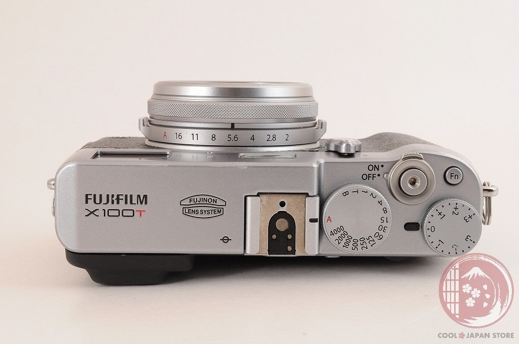 [ 16200 shots MINT in Box] Fujifilm Fuji X100T X-100T Silver 16.3MP Cg85