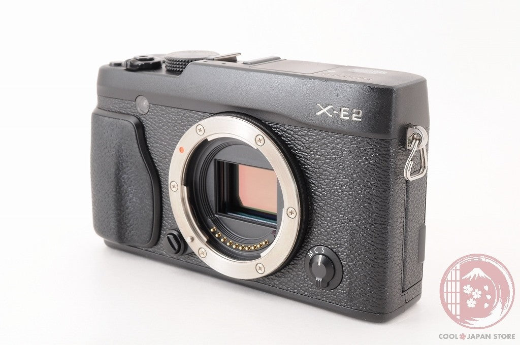 [MINT w/Charger Cable] Fujifilm Fujifilm X-E2 from Japan Ci92