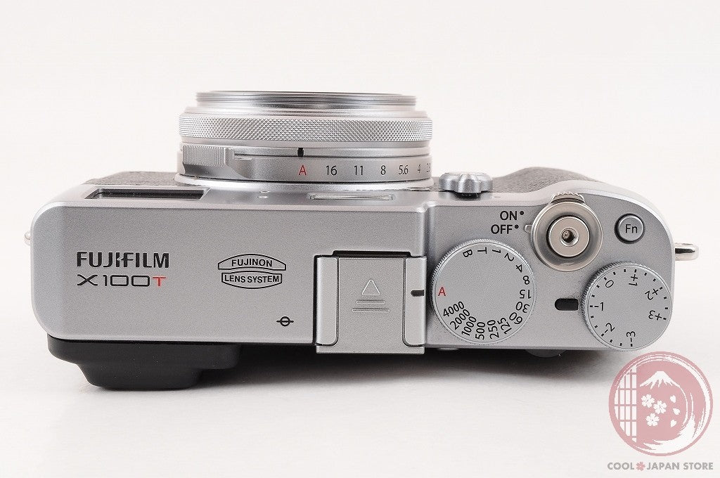 [ 28300 shots MINT in Box ]Fujifilm Fuji X100T X-100T Silver 16.3MP Digital Cm51