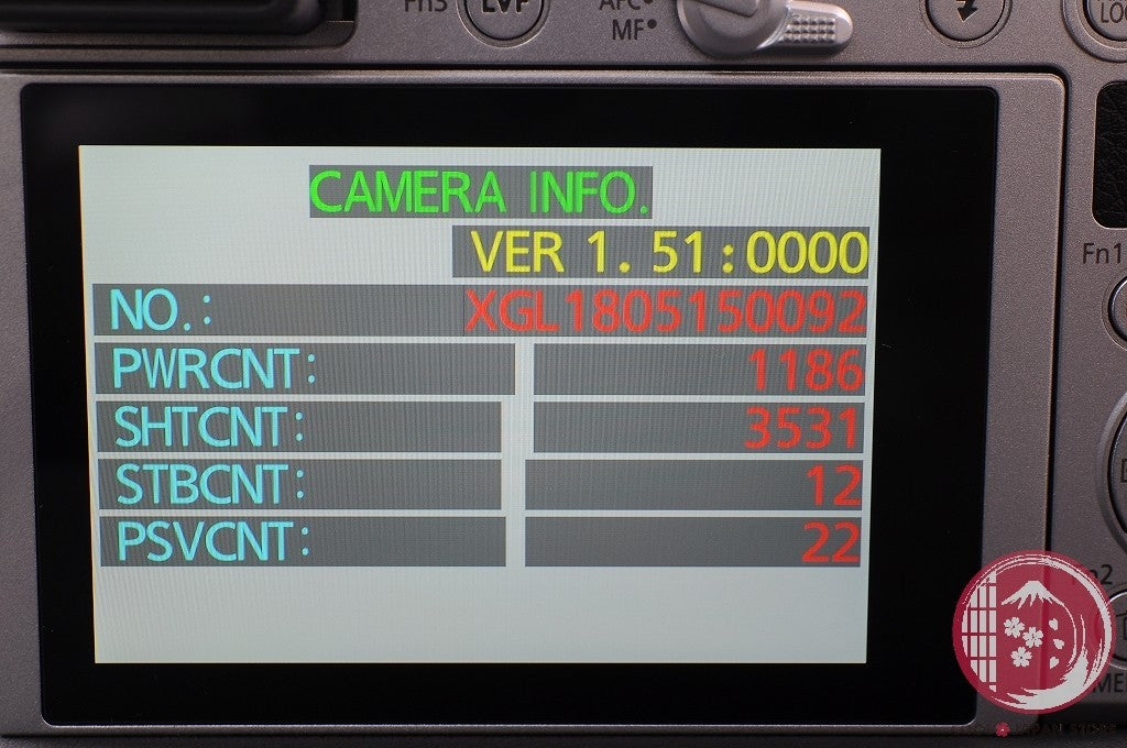 English OK [ 3531 shots MINT in Box ] Panasonic DC GX7MK3 GX9 Japan Ci59