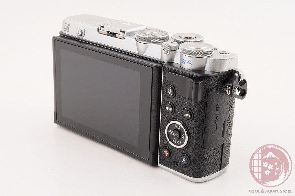 [ 3125 shots MINT in Box ] Olympus PEN E-P7 Silver from Japan Cm63