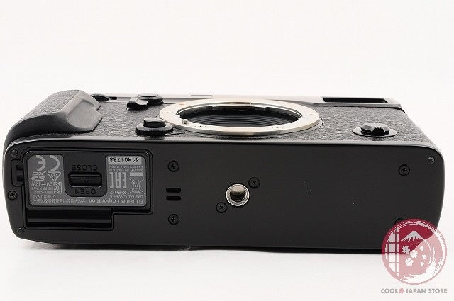 [ 4788 shots MINT in Box] Fujifilm Fuji X-Pro2 XPro2 Black 24.3MP Ck67