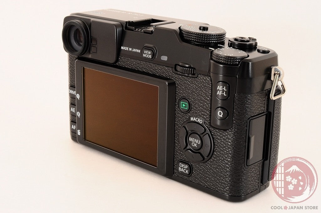 DDU [MINT+ w/ Strap Charger] Fujifilm Fuji X-Pro1 Black 16.3MP Cg09