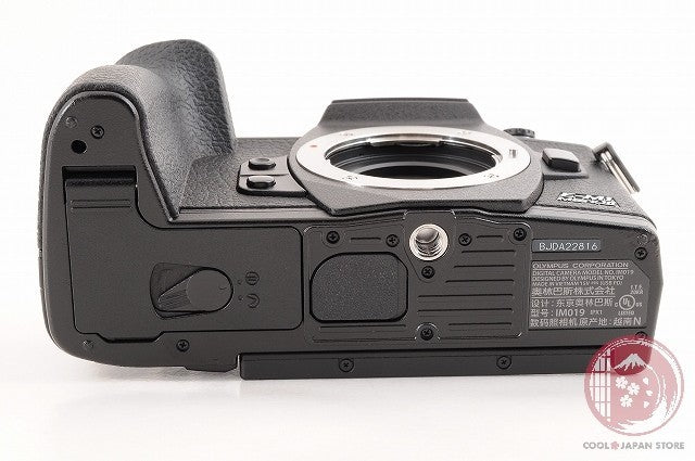 [ 1384 shots MINT+ in Box] OLYMPUS OM-D E-M1 Mark III 20.4MP Digital Camera Ck19