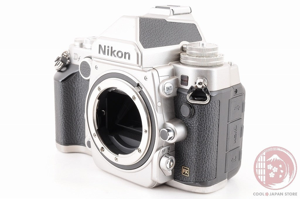 [ 6807 shots MINT in Box ] Nikon Df Silver 16.2 PM DSLR Camera Body JAPAN Ck08