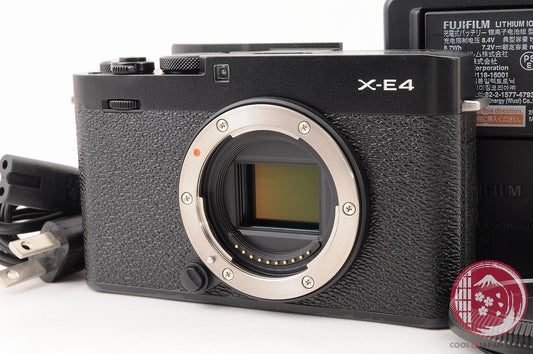 [ 9390 shots MINT w/Charger Cable ] Fujifilm Fuji X-E4 Black 26.1MP Ci27