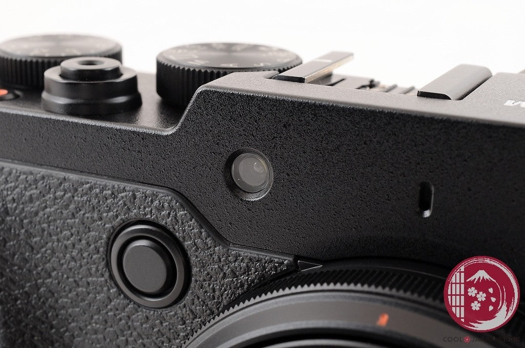[MINT+ w/ Hood Strap] Fujifilm Fuji X30 Black 12.0MP Digital Camera Cm26