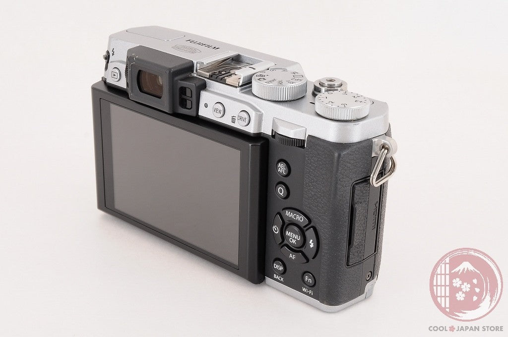 DDU [ MINT+ in Box ]Fujifilm Fuji X30 Silver Compact Digital Camera Ck04