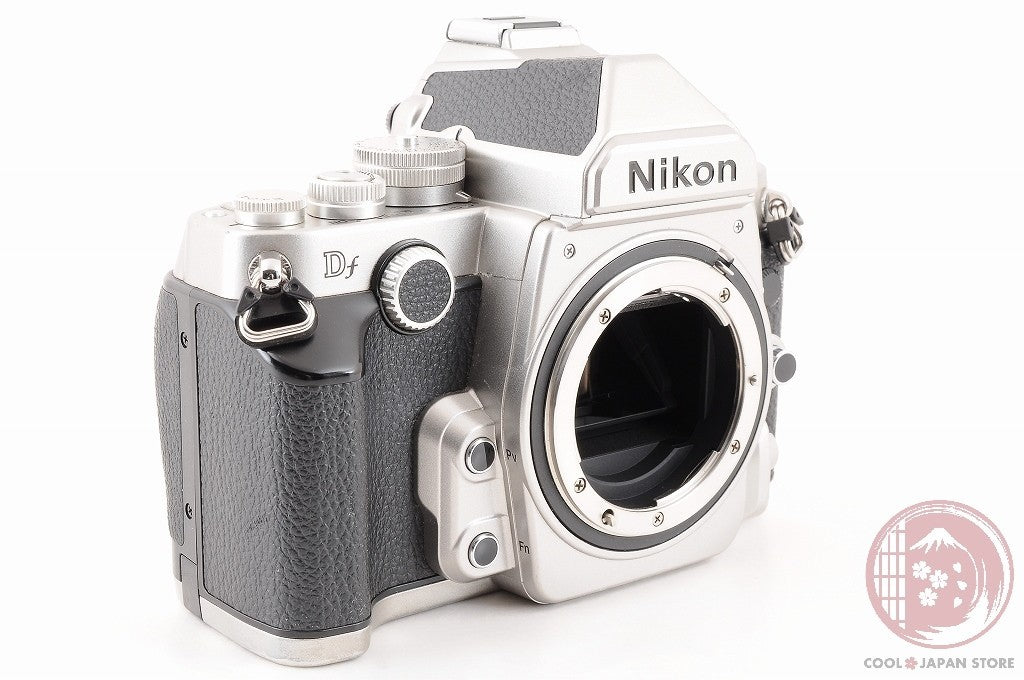 [ 6807 shots MINT in Box ] Nikon Df Silver 16.2 PM DSLR Camera Body JAPAN Ck08