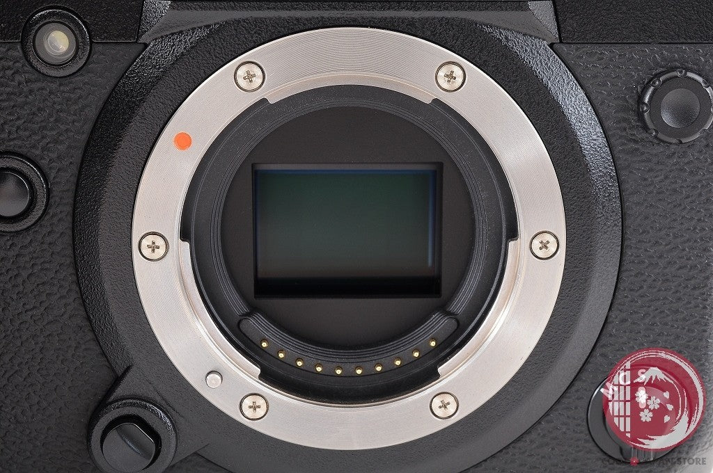 [ Low shots TOP MINT w/VPB-XH1 in Box] Fujifilm Fuji X-H1 24.3MP Mirrorless Ci79