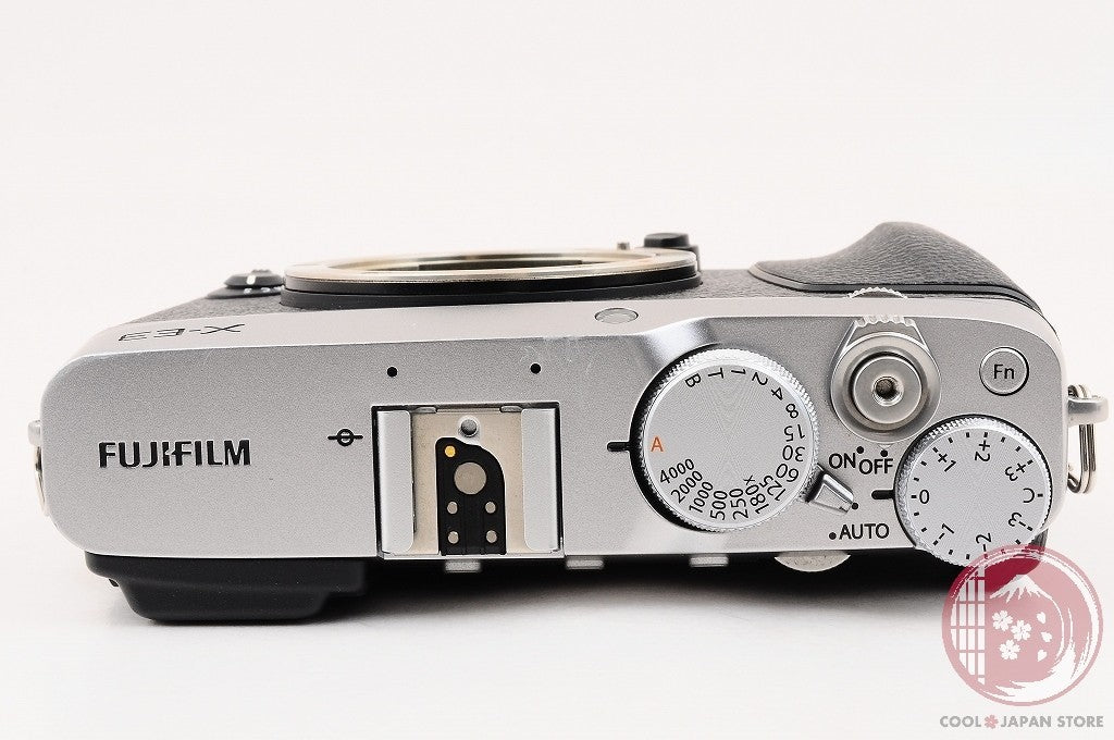 [ 171 shots MINT+ in Box ] Fujifilm Fujifilm X-E3 Silver from Japan Cl24