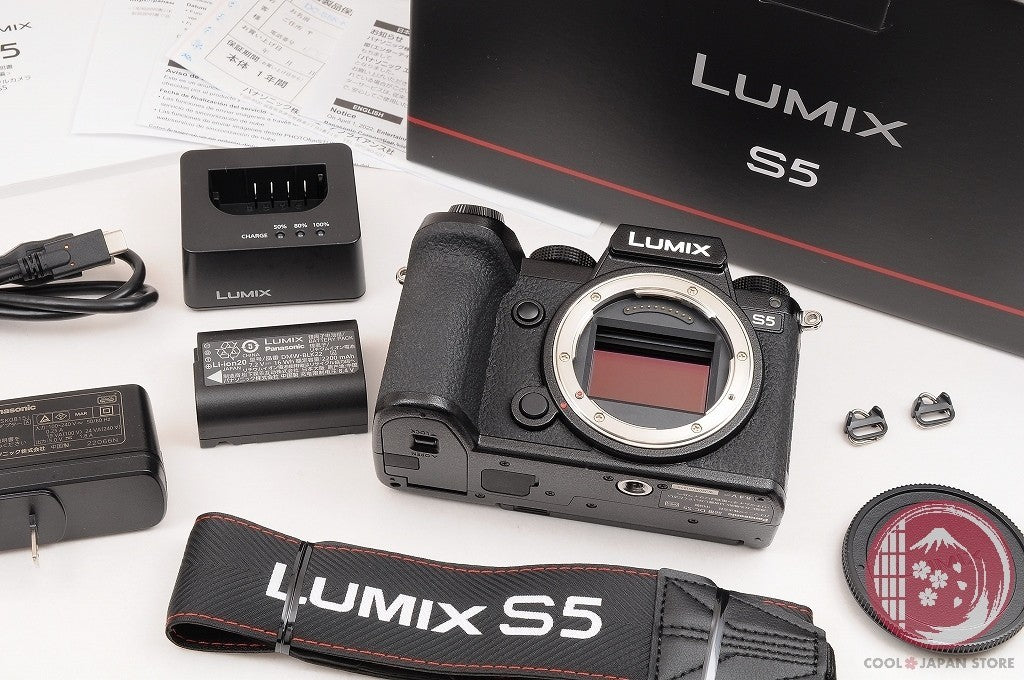 [ 9706 shots MINT+ in Box ] Panasonic DC S5 Mirrorless Digital Camera Cl71