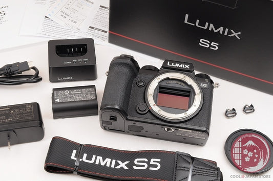 [ 9706 shots MINT+ in Box ] Panasonic DC S5 Mirrorless Digital Camera Cl71