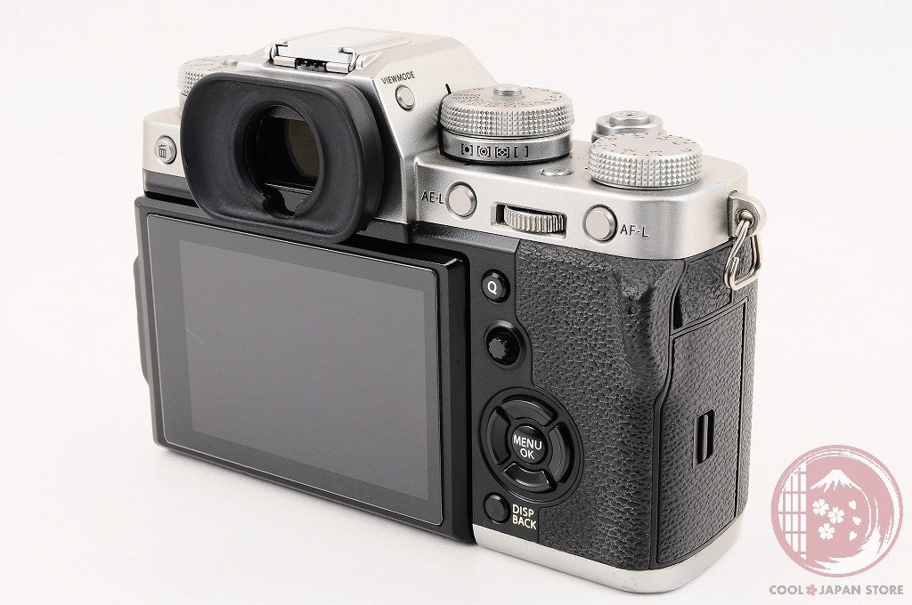 READ[ Low shots MINT w/Charger ] Fujifilm Fuji X-T3 XT3 Silver 26.1MP Ck94