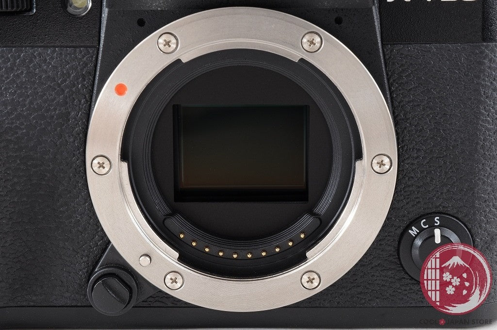 [ 1251 shots MINT w/ Cable Cap ] Fuji X-T30 Black 26.1MP Mirrorless Camera Ci72