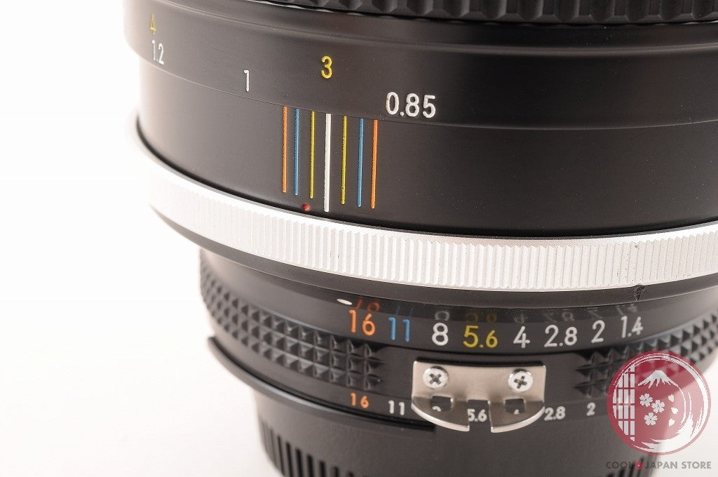 [MINT w/ Caps] Nikon Ai-s 85mm f/1.4 from Japan Ls24
