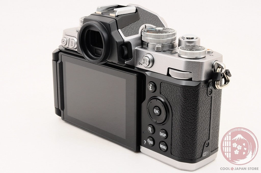 [ 201 shots TOP MINT in Box ] Nikon Z fc Zfc Silver 20.9MP from Japan Cl02