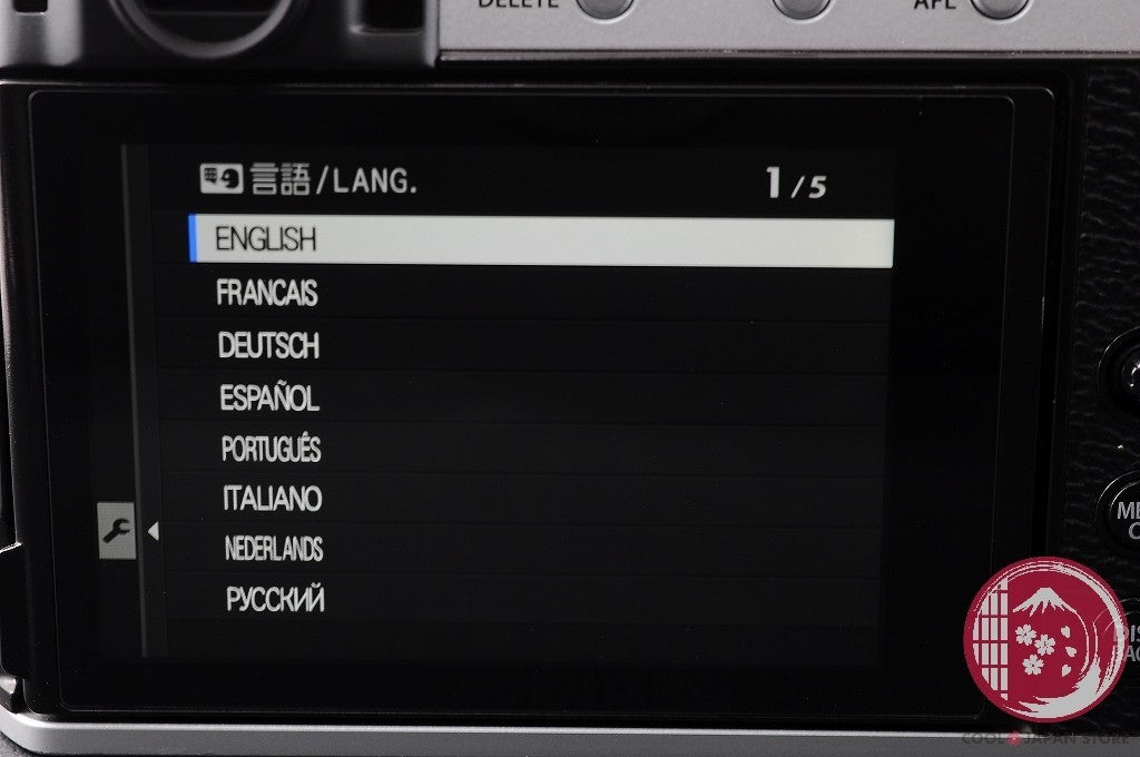 [ 13144 shots MINT+ in Box ] Fujifilm Fuji X-E4 26.1MP Mirrorless Silver Cm08