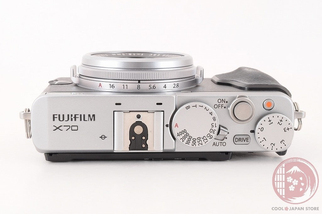 [MINT+ inBox] Fujifilm Fuji X70 16.3MP Compact Digital Camera Silver Japan Cj05