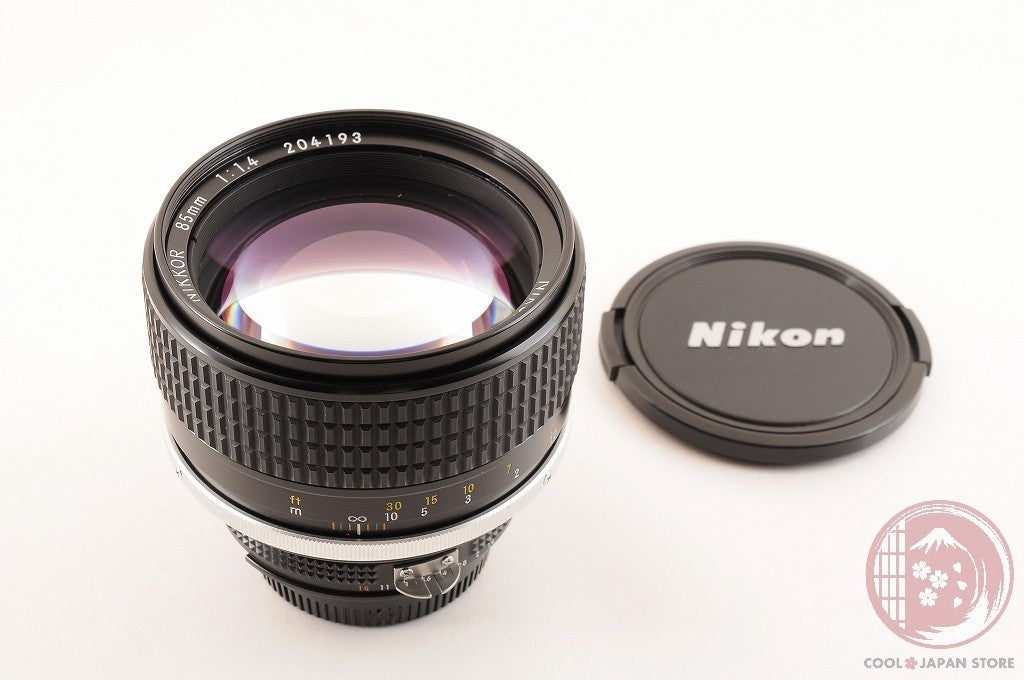 [MINT w/ Caps] Nikon Ai-s 85mm f/1.4 from Japan Ls24