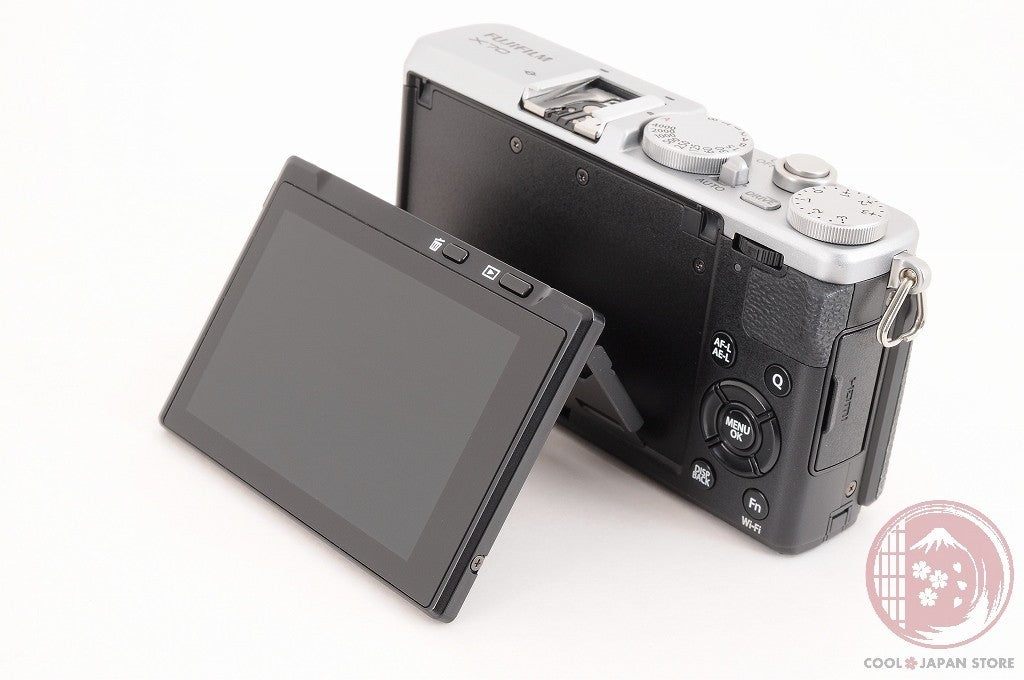 [MINT+ inBox] Fujifilm Fuji X70 16.3MP Compact Digital Camera Silver Japan Cj05