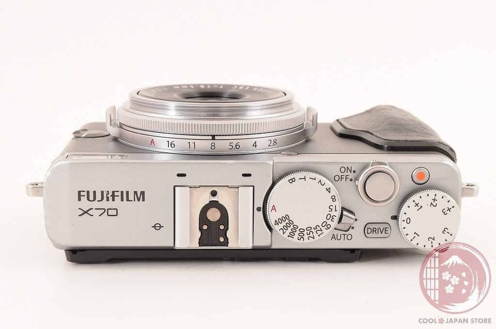 [MINT in Box + Leather Case] Fujifilm Fuji X70 16.3MP  Silver Japan Ci42