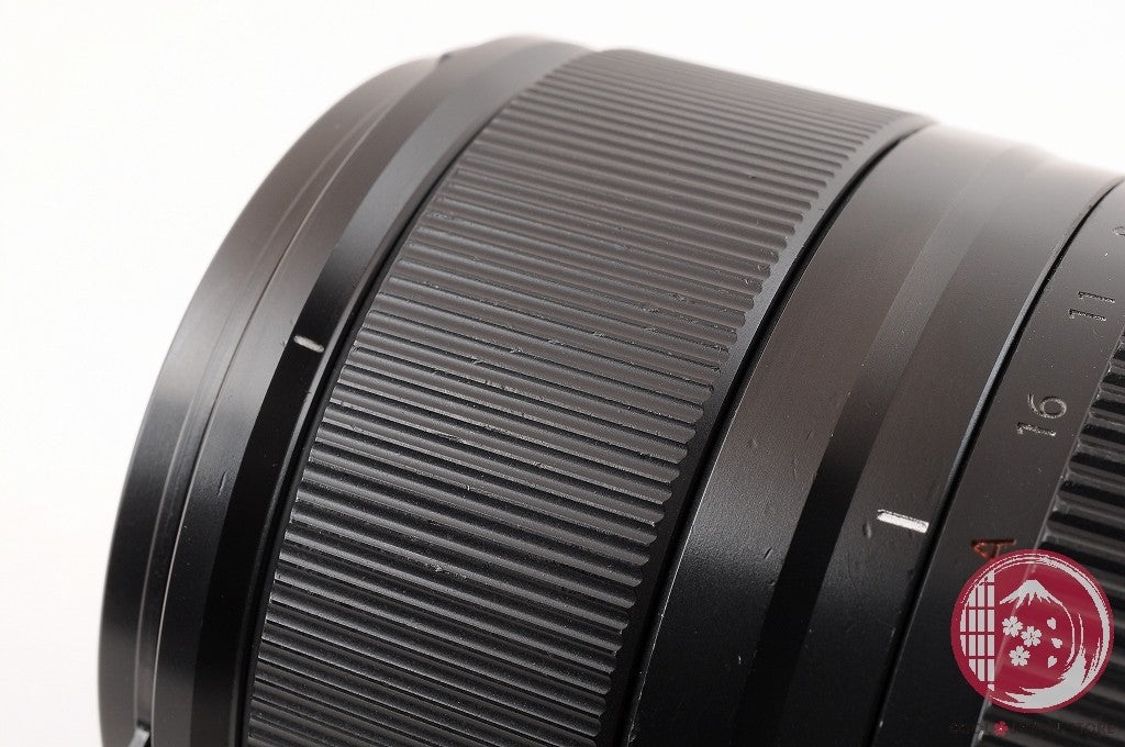 [MINT in Box] Fujifilm Fuji XF 33mm f/1.4 R LM WR from Japan Ly14