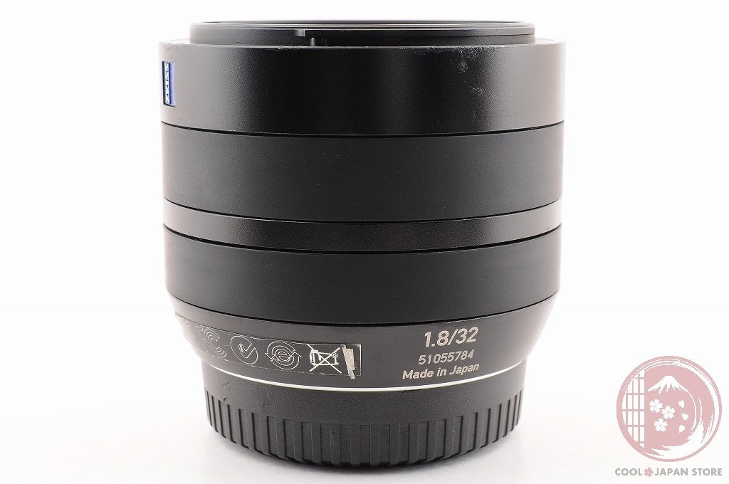 [MINT in Box] Carl Zeiss Touit 32mm F/1.8 for FUJIFILM X mount Lt08