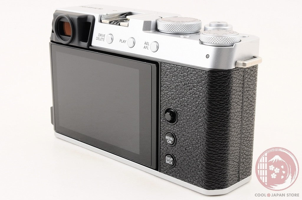 [ 2247 shots TOP MINT in Box ] Fujifilm Fuji X-E4 26.1MP Mirrorless Silver Cl18